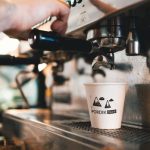 café